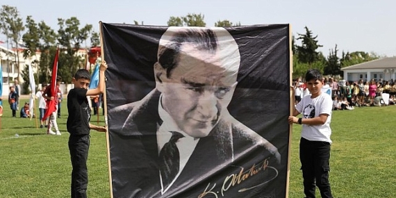 23 Nisan Ulusal Egemenlik ve Çocuk Bayramı ile Türkiye Büyük Millet Meclisi’nin kuruluşunun 104.yıldönümü, Didim’de büyük bir coşku ile kutlandı.
