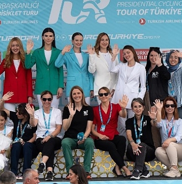59cumhurbaskanligi-turkiye-bisiklet-turuna-deger-katan-kadinlar-Fc74vnKv.jpg
