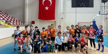 avcilar-belediyesi-spor-kulubu-madalyaya-doymuyor-Pw5tN69E.jpg