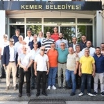 baskan-topaloglu-kemerdeki-acentecilerle-bir-araya-geldi-mDWqCGTS.jpg