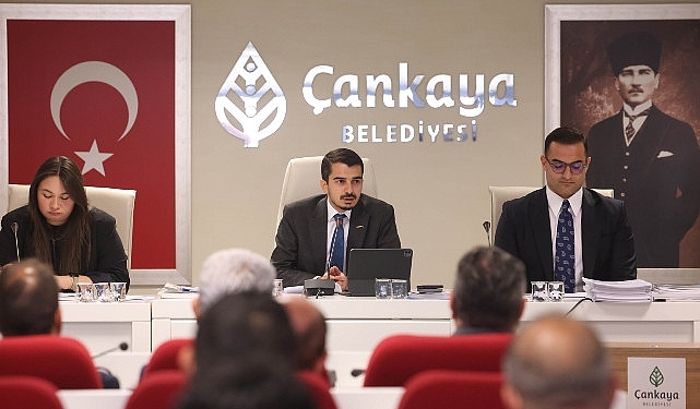 cankaya-belediye-meclisi-baskan-huseyin-can-guner-baskanliginda-tam-katilimla-toplandi-fJJAIp7R.jpg
