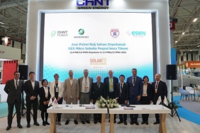 chint-powerdan-turkiyenin-en-buyuk-mikro-sebeke-uygulamali-depolamali-gunes-enerjisi-tesisi-HwF5Ov6G.jpg