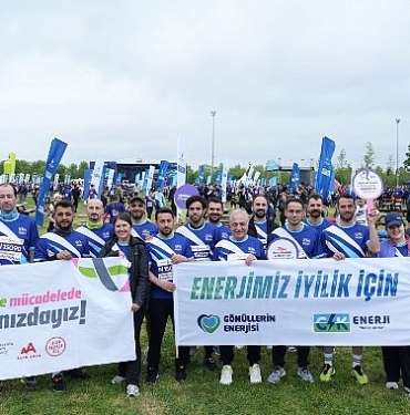 ck-enerji-calisanlari-istanbul-yari-maratonunda-kanserle-mucadele-icin-kostu-1AXyTxD7.jpg