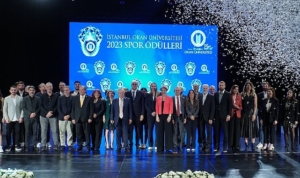 eczacibasi-dynavit-yilin-kadin-spor-takimi-secildi-OMxuuJpc.jpg
