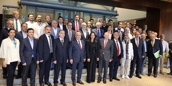 Egeli zeytin zeytinyağı ihracatçıları ambalajlı ihracatı ödüllendirdi