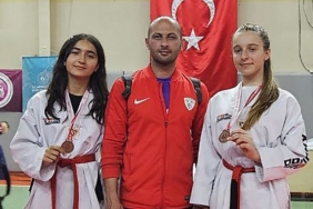 foca-belediyespor-kulubu-taekwondo-yildizlar-izmir-il-sampiyonasinda-bir-altin-ve-iki-bronz-madalya-zwkTO43Y.jpg