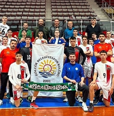 golcuk-belediyespor-genc-erkekler-voleybol-takimi-boluda-duzenlenen-turkiye-ceyrek-final-maclarinda-yari-finallere-KT9ChKis.jpg