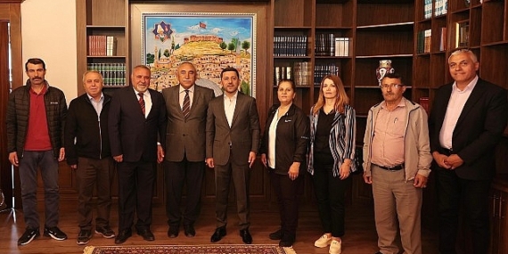 Hacıbektaş Belediye Başkanı Ali Kaim, Nevşehir Belediye Başkanı Rasim Arı’ya hayırlı olsun ziyaretinde bulundu