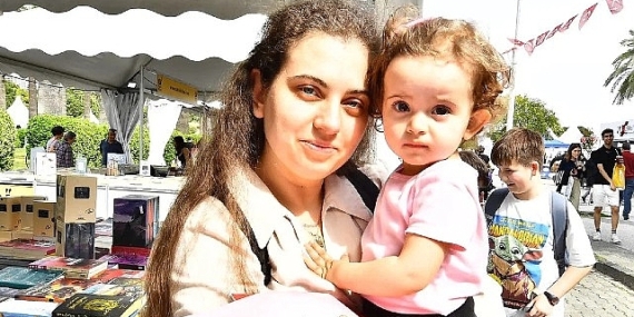 İzmir Kitap Fuarı kitapseverlerin Kültürpark özlemini giderdi