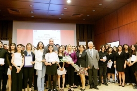 izmir-umran-baradan-guzel-sanatlar-lisesi-ogrencilerinden-solo-konser-BAGverRN.jpg