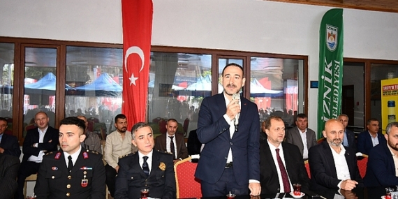 İznik’te Ramazan Bayramı dolayısıyla bayramlaşma töreni gerçekleştirildi.
