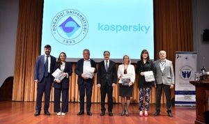 kaspersky-istanbul-seffaflik-merkezini-acti-ve-bogazici-universitesi-ile-mutabakat-anlasmasi-imzaladi-VJhp3Me9.jpg