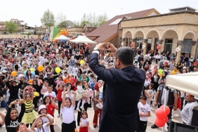 nevsehir-belediyesi-tarafindan-duzenlenen-23-nisan-cocuk-senligi-buyuk-ilgi-gordu-pC6pHyEA.jpg