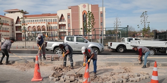 Nevşehir Belediyesi tarafından mahallelerde başlatılan hizmet seferberliği sürüyor
