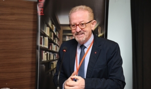 nilufer-belediyesi-belediye-kutuphaneleri-bolge-seminerine-ev-sahipligi-yapiyor-EVY22urW.jpg