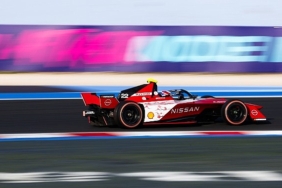 nissan-formula-e-takimi-misanodan-zaferle-dondu-weWOlPda.jpg