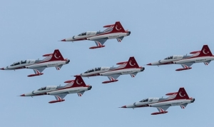turk-yildizlari-23-nisanda-antalyada-8jl5BGKx.jpg