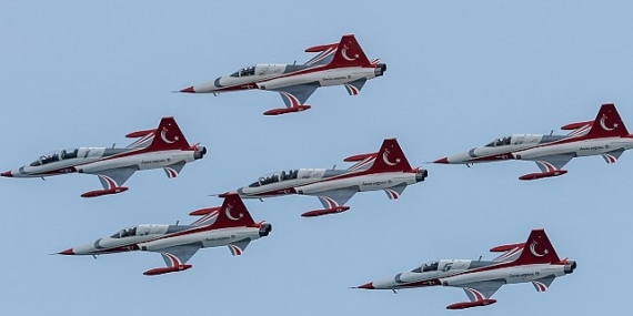 Türk Yıldızları 23 Nisan’da Antalya’da