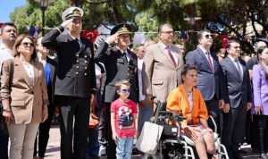 ulu-onder-mustafa-kemal-ataturkun-seferihisara-gelisinin-90-yil-donumu-buyuk-coskuyla-kutlandi-glxkNpDq.jpg