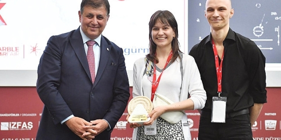 Uluslararası Değişik Doğal Taş Tasarım Yarışması’nın kazananları belli oldu Genç tasarımcılara ödüllerini Başkan Cemil Tugay verdi