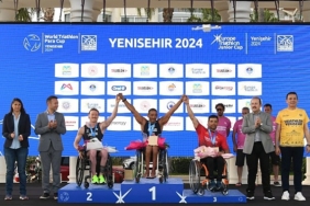 yenisehirdeki-dunya-paratriatlon-kupasinda-tarih-yazildi-3flIVnYY.jpg