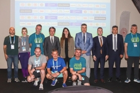 cesmede-iki-dev-organizasyon-17-yarimada-spor-oyunlari-ve-cesme-yari-maratonu-basliyor-z9T1zkzZ.jpg