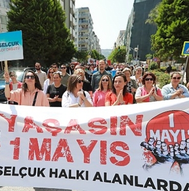 efes-selcuk-belediye-baskani-filiz-ceritoglu-sengel-izmirde-duzenlenen-1-mayis-emek-ve-dayanisma-gWYeHWxX.jpg