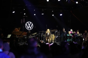 galataport-jazz-muhtesem-bir-konserle-basladi-IE5sCiby.jpg