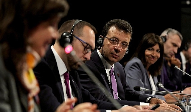 ibb-baskani-ekrem-imamoglu-fransanin-baskenti-pariste-duzenlenen-avrupa-belediye-baskanlari-zirvesinde-konustu-Q4Bmc6kn.jpg