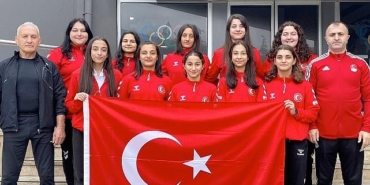 konya-buyuksehir-belediyespor-kulubunun-genc-judoculari-azerbaycanda-gururlandiran-basari-azPPFMFu.jpg