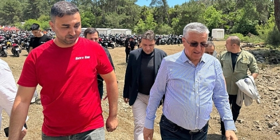Motosiklet tutkunları Kemer’de buluştu