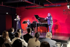 muzik-enstrumanlari-muzesinde-contrasts-konseri-3hQfX5wx.jpg