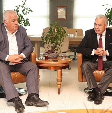 nilufer-belediyesporun-yeni-yonetiminden-baskan-ozdemire-ziyaret-JdwTLY72.jpg