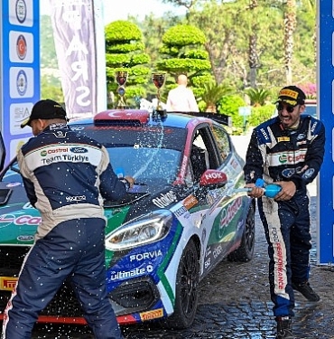 rally-bodrumda-yeni-nesil-kutlama-RI1cMQxQ.jpg