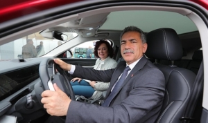 sukru-deviren-gemlikin-iki-markasi-var-zeytin-ve-togg-hvZINDQG.jpg