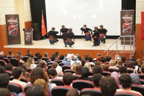 turk-dunyasi-sinemasi-izmirde-ege-universitesi-ev-sahipliginde-bir-araya-geldi-uluslararasi-turan-film-WFdqIXZS.jpg