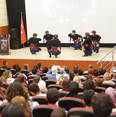 turk-dunyasi-sinemasi-izmirde-ege-universitesi-ev-sahipliginde-bir-araya-geldi-uluslararasi-turan-film-WFdqIXZS.jpg