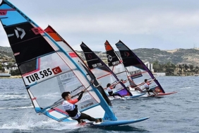 turkiye-windsurf-ligi-sampiyonasi-1-etap-foca-wind-fast-yarislari-2-5-mayis-tarihlerinde-gerceklestirildi-phRPdjLn.jpg