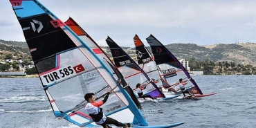 turkiye-windsurf-ligi-sampiyonasi-1-etap-foca-wind-fast-yarislari-2-5-mayis-tarihlerinde-gerceklestirildi-phRPdjLn.jpg