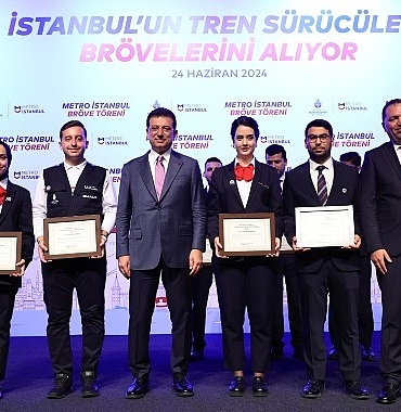 101i-kadin-99u-erkek-toplam-200-tren-surucusu-ibb-istiraki-metro-istanbulun-tren-suruculeri-yyRwbCrW.jpg