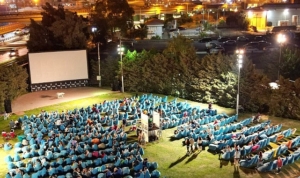 acik-havada-sinema-keyfi-basliyor-fx838wOv.jpg