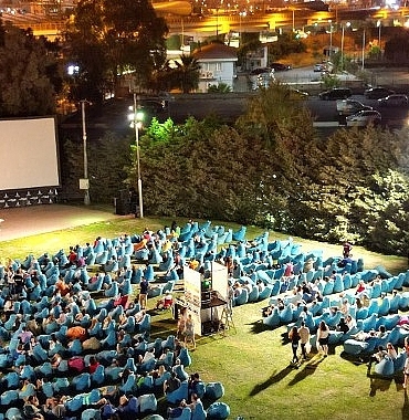 acik-havada-sinema-keyfi-basliyor-fx838wOv.jpg