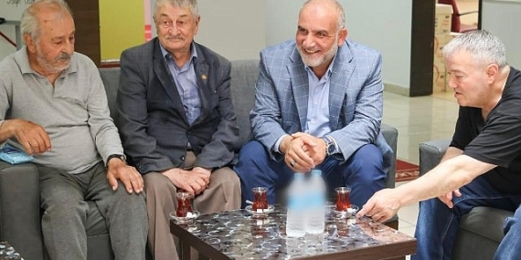 Başkan İbrahim Sandıkçı’ya Büyüklerden Dua