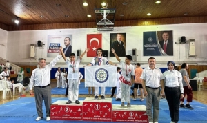 buyuksehir-taekwondoculari-il-sampiyonu-oldu-xvbNkUar.jpg