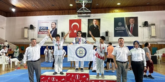 Büyükşehir Taekwondocuları İl Şampiyonu Oldu