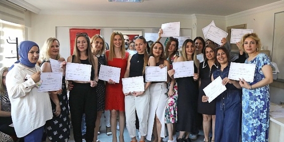 Çankaya Belediyesinin istihdama yönelik mesleki eğitim kursları, vatandaşlar tarafından büyük ilgi görüyor