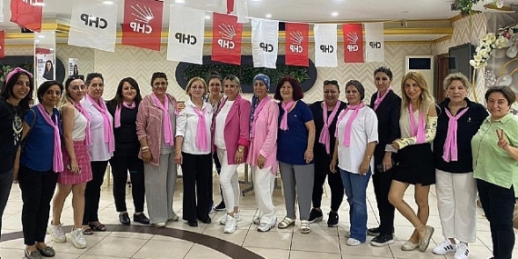 CHP Bağcılar Kadın Kollarında devir teslim töreni yapıldı