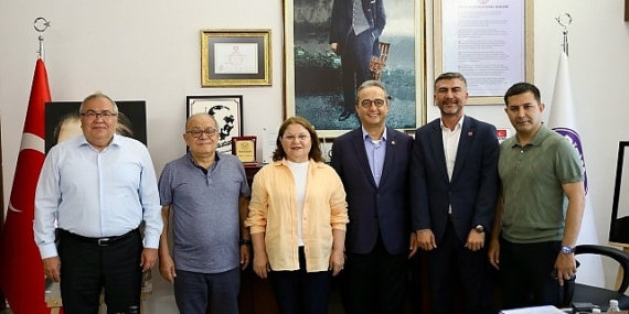 CHP’li Vekillerden Başkan Gençay’a Ziyaret