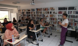 cigli-belediyesinden-kadinlara-dijital-okuryazarlik-destegi-r3aIEeO6.jpg