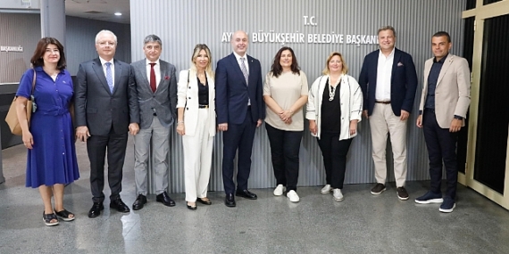 Ege Sanayicileri ve İşinsanları Derneği’nden Özlem Çerçioğlu’na nezaket ziyaretinde bulundu